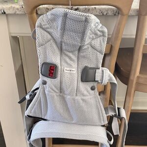 Baby Bjorn Light Gray Mesh
